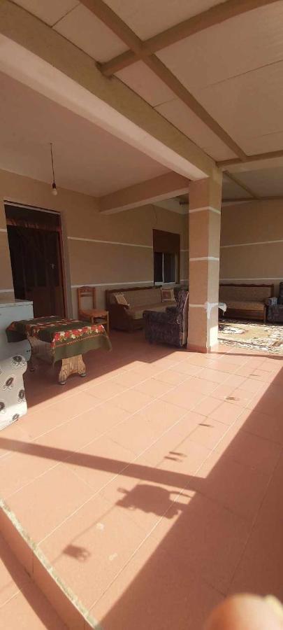 Guest House Aferdita Beqiri Berat Luaran gambar